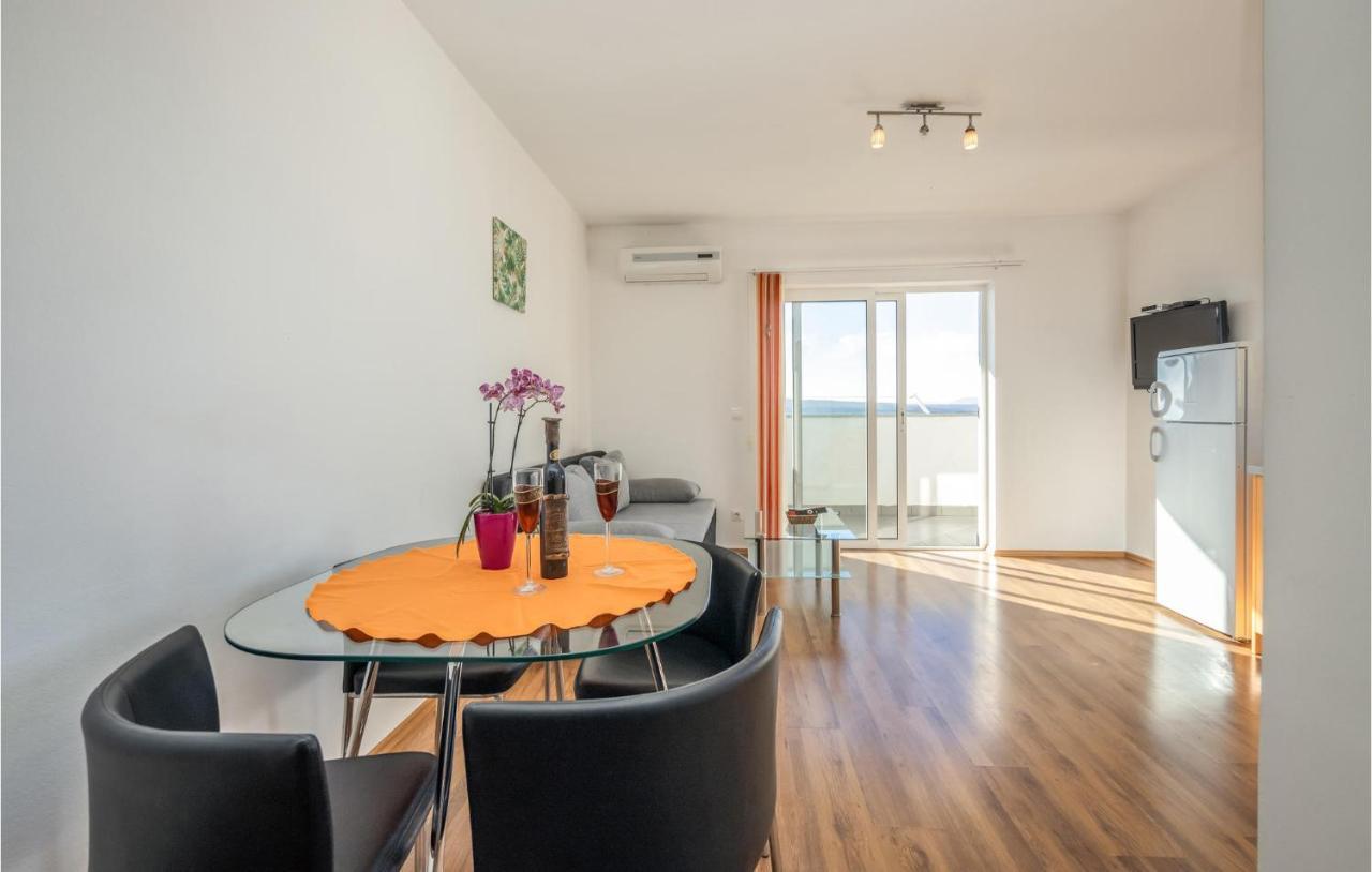 Stunning Apartment In Crikvenica With Wifi Esterno foto