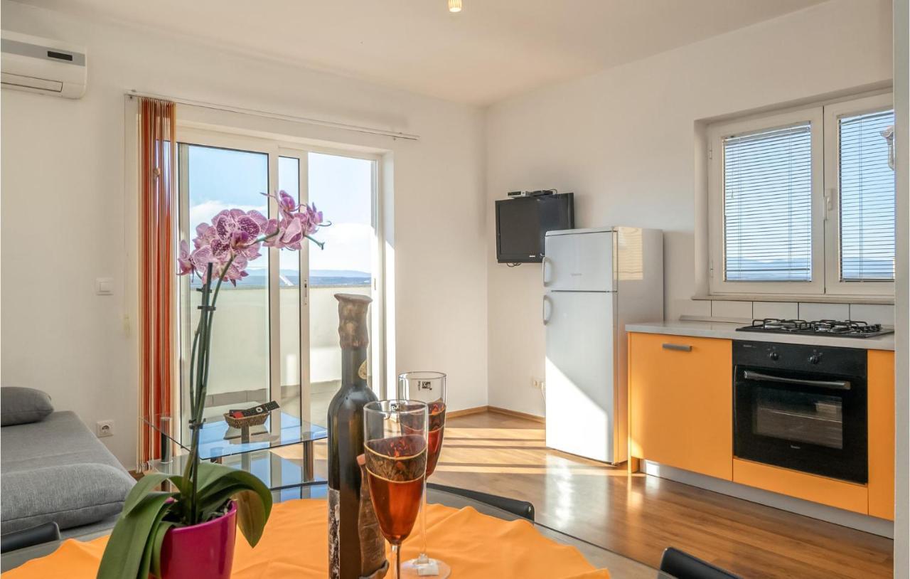 Stunning Apartment In Crikvenica With Wifi Esterno foto