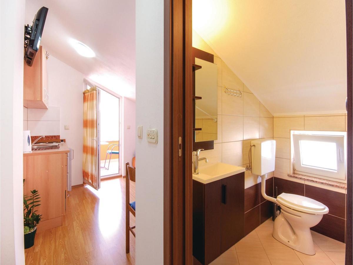 Stunning Apartment In Crikvenica With Wifi Esterno foto